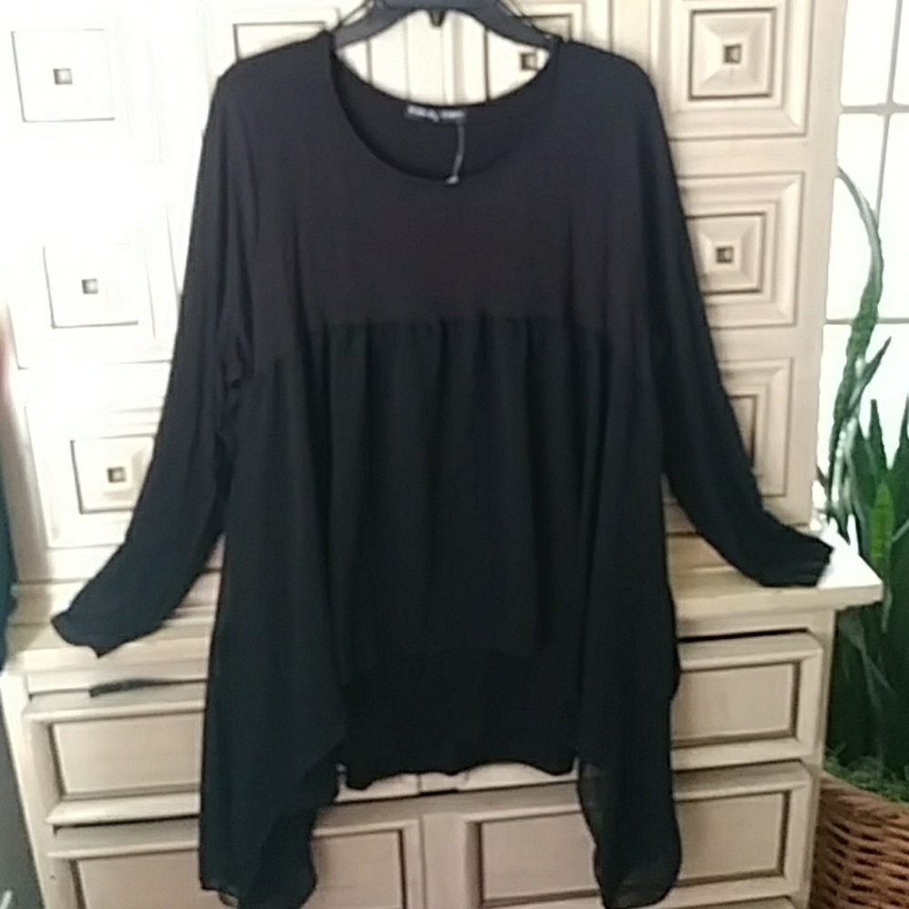 Long sleeve top